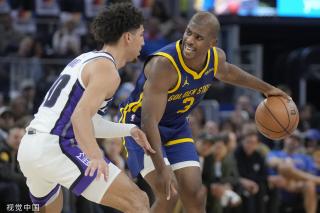 转会市场中 转会市场中